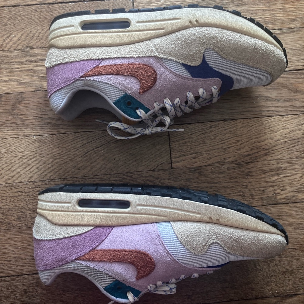 Nike Tan Lines Air Max - Picture 3 of 5